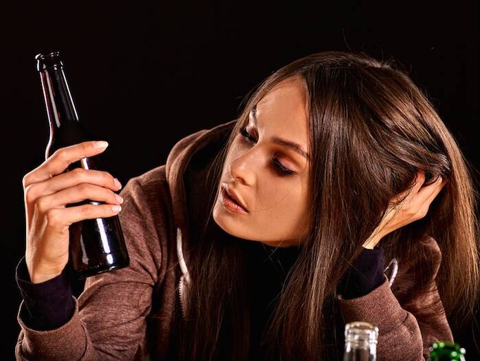 Girl with a bottle How to get rid of addiction